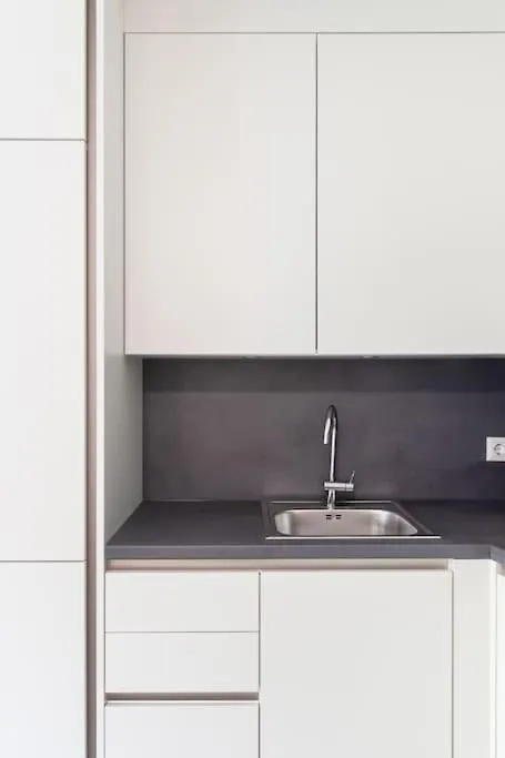 Ferienwohnung Grüne und zentrale Ruhelage im Neubau mit Balkon Wien